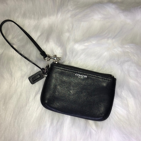 Coach Wristlet - Picture 1 of 6